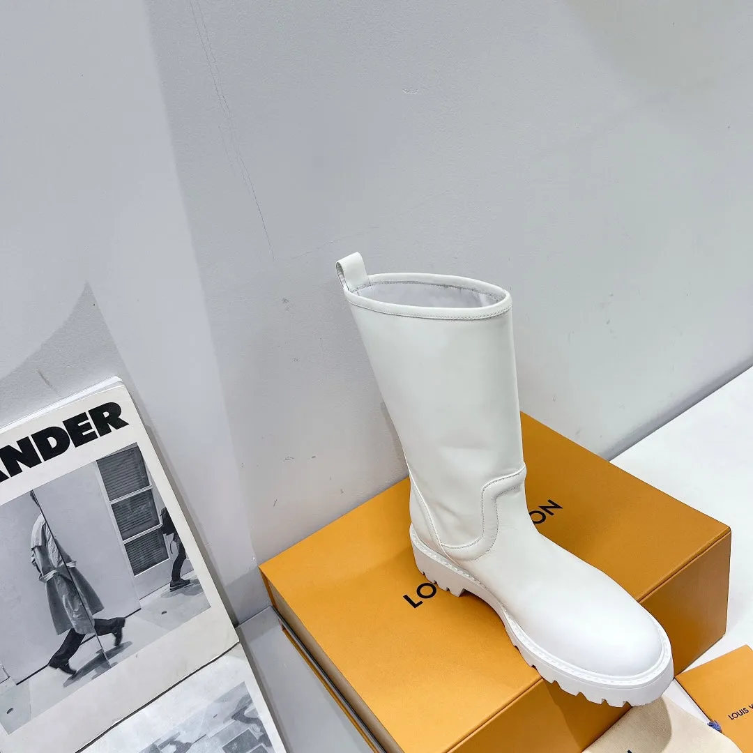 High Quality  LUV BOOTS 014