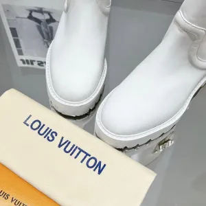 High Quality  LUV BOOTS 014