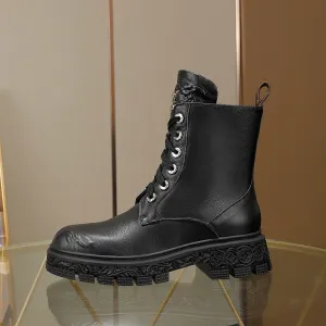 High Quality  LUV BOOTS 036